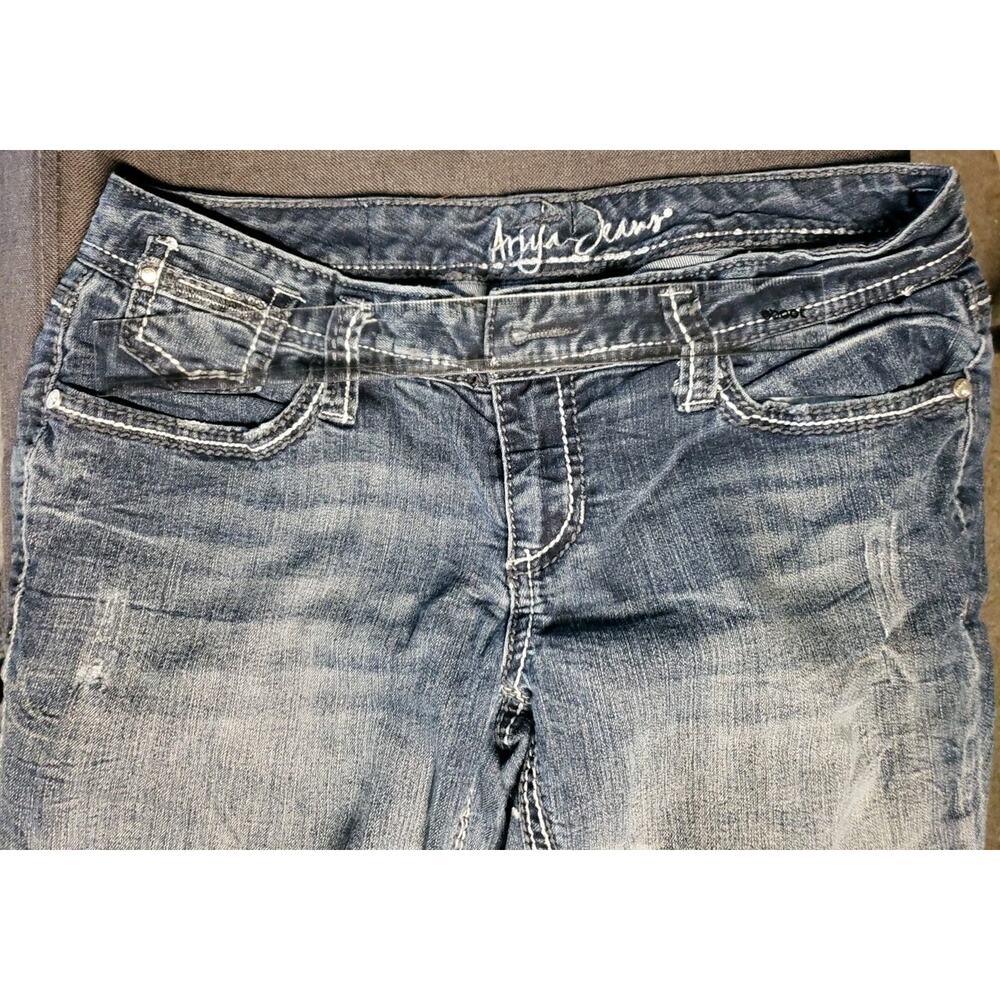 Ariya Women’s Jeans Distressed Thick Stitch Women’s /Juniors Size 7/8 Jeans